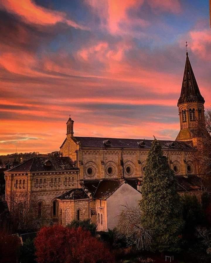 Chambre Climatisee Au Coeur De Brive Avec Televiseur Connecte Wifi Netflix Kültér fotó