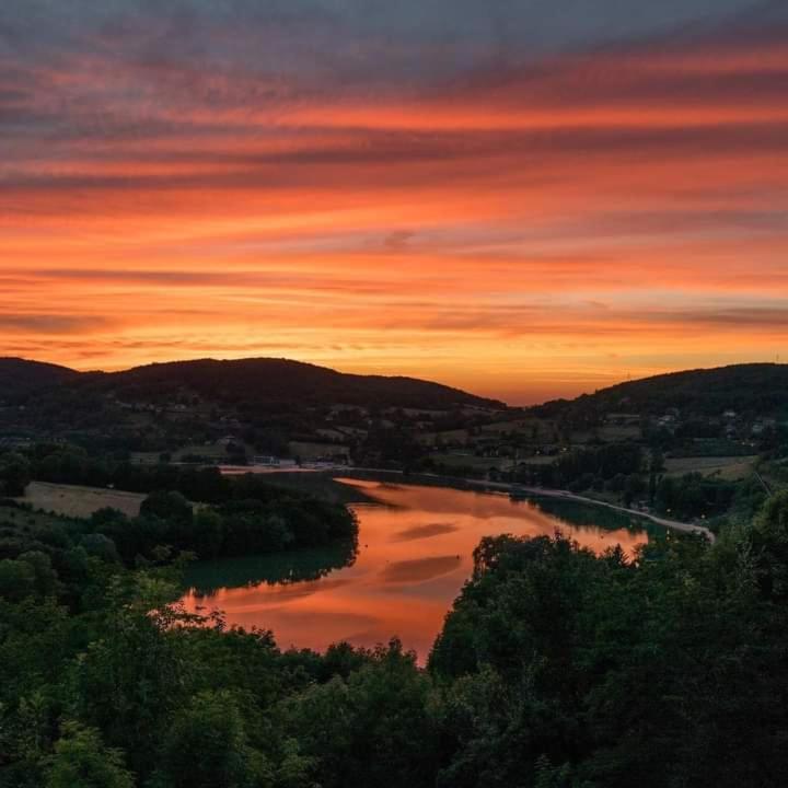 Chambre Climatisee Au Coeur De Brive Avec Televiseur Connecte Wifi Netflix Kültér fotó